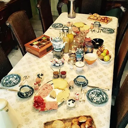 La Corneille Bed and breakfast